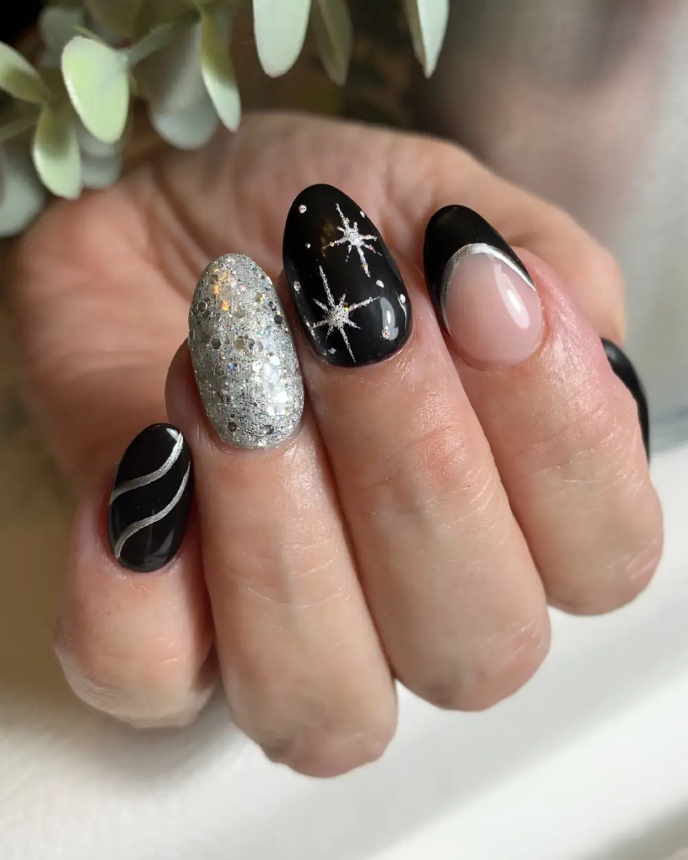 black and silver nails