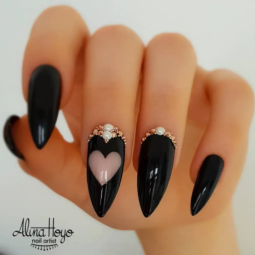 black valentines day nails