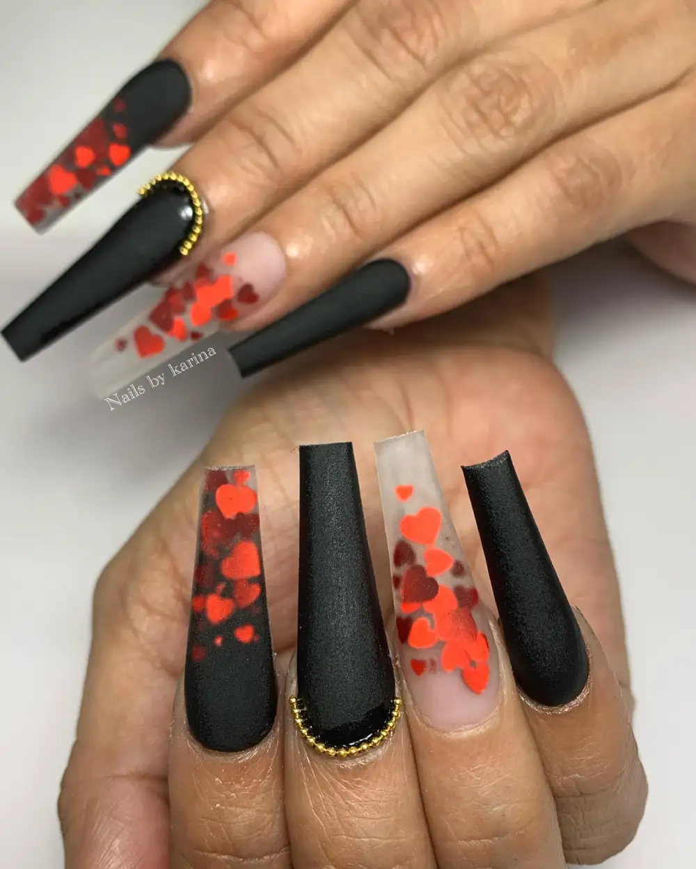 black valentines day nails