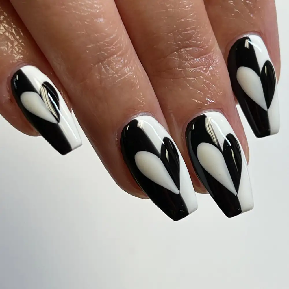 black valentines day nails