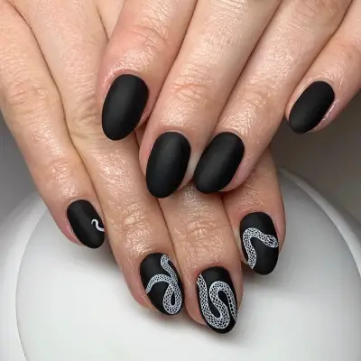 Black Winter Nails That Are Bold and Stunning