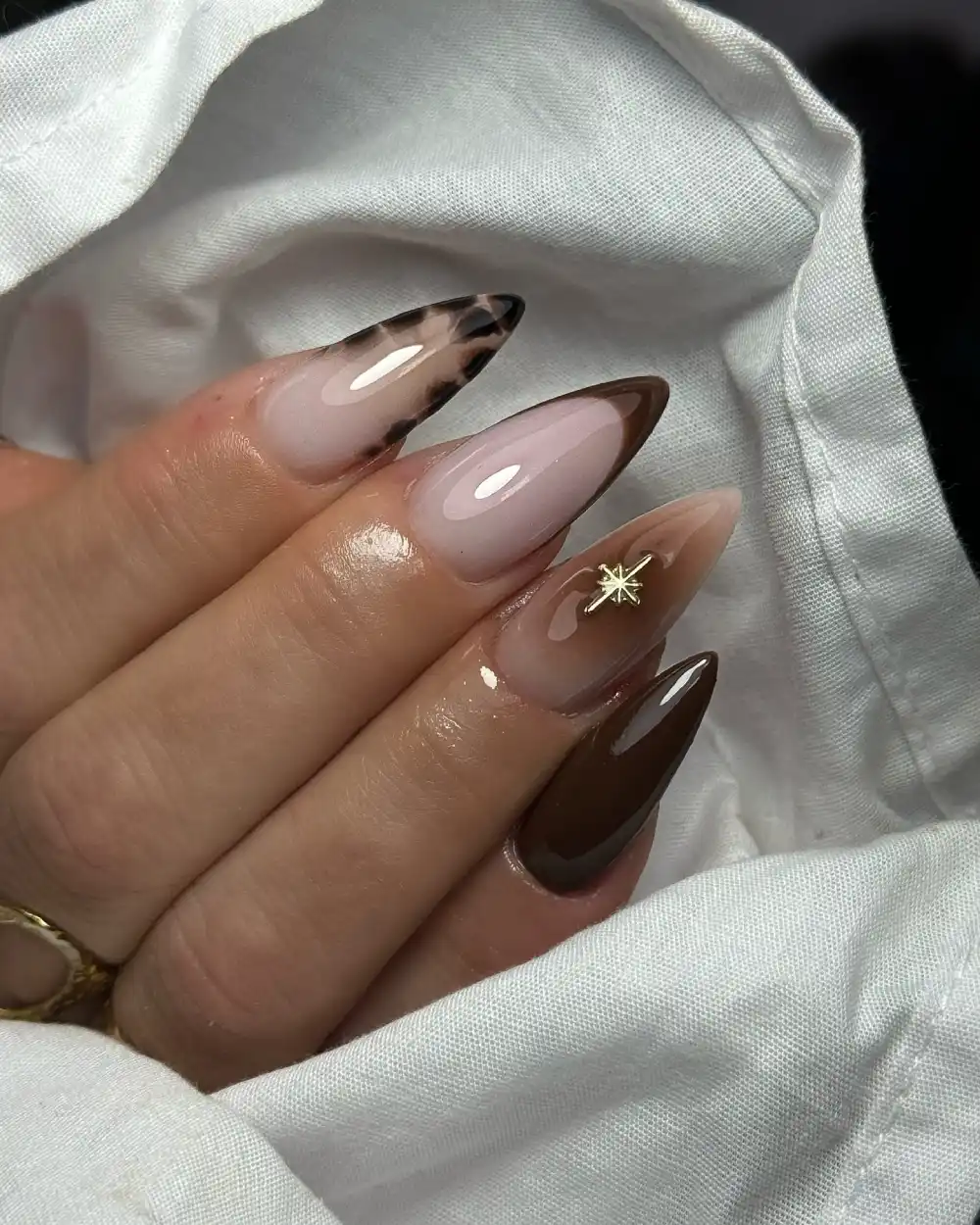 brown nails design