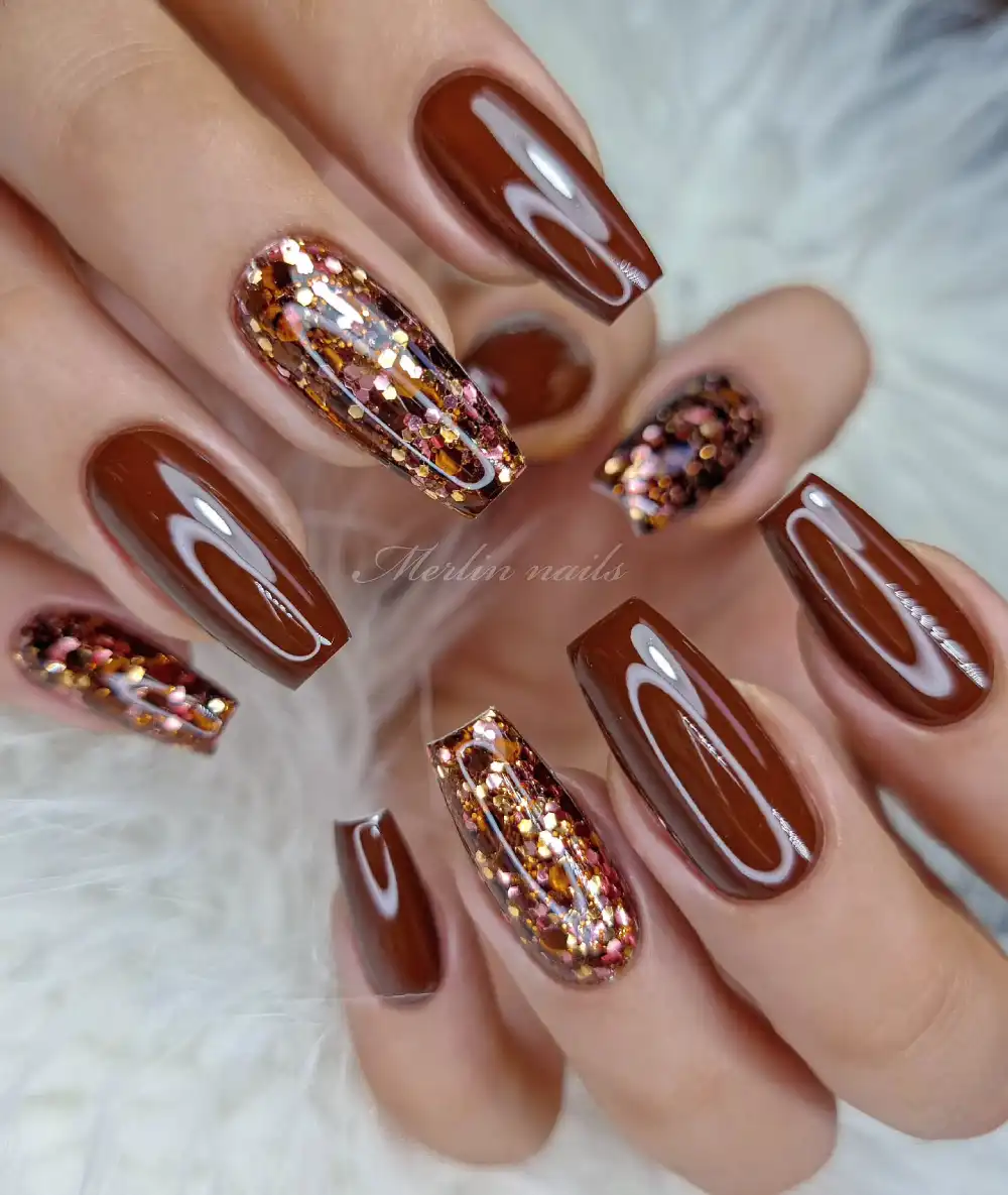 brown nails design