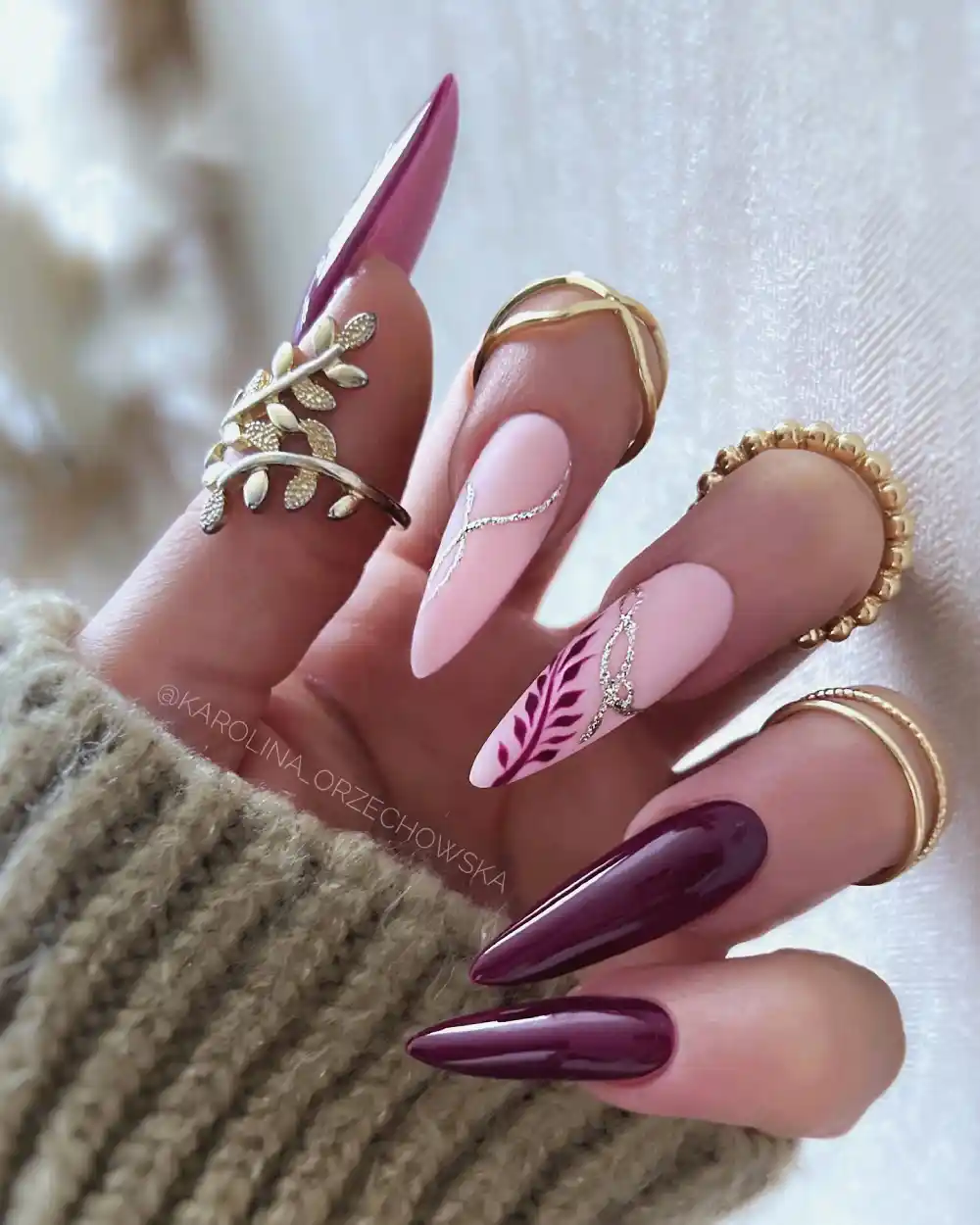 Burgundy nails