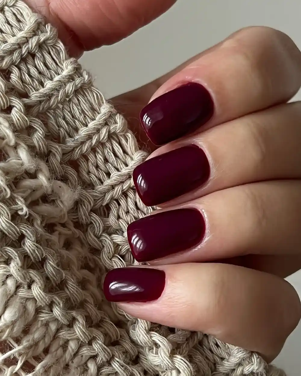 Burgundy nails