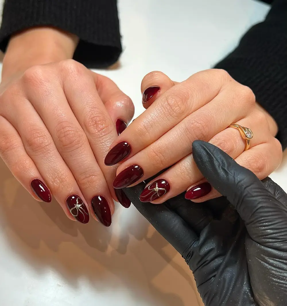 Burgundy nails