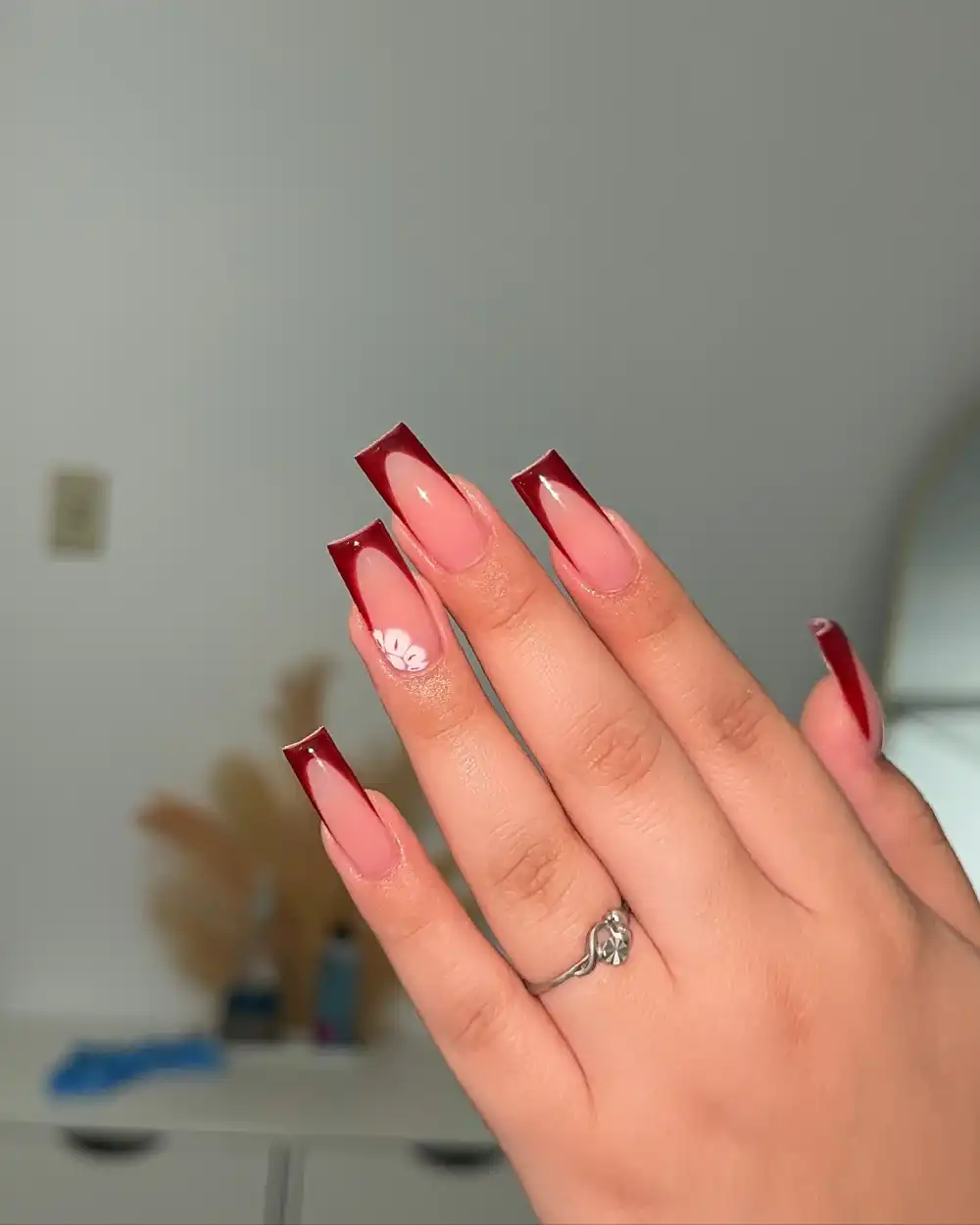 french tip nails