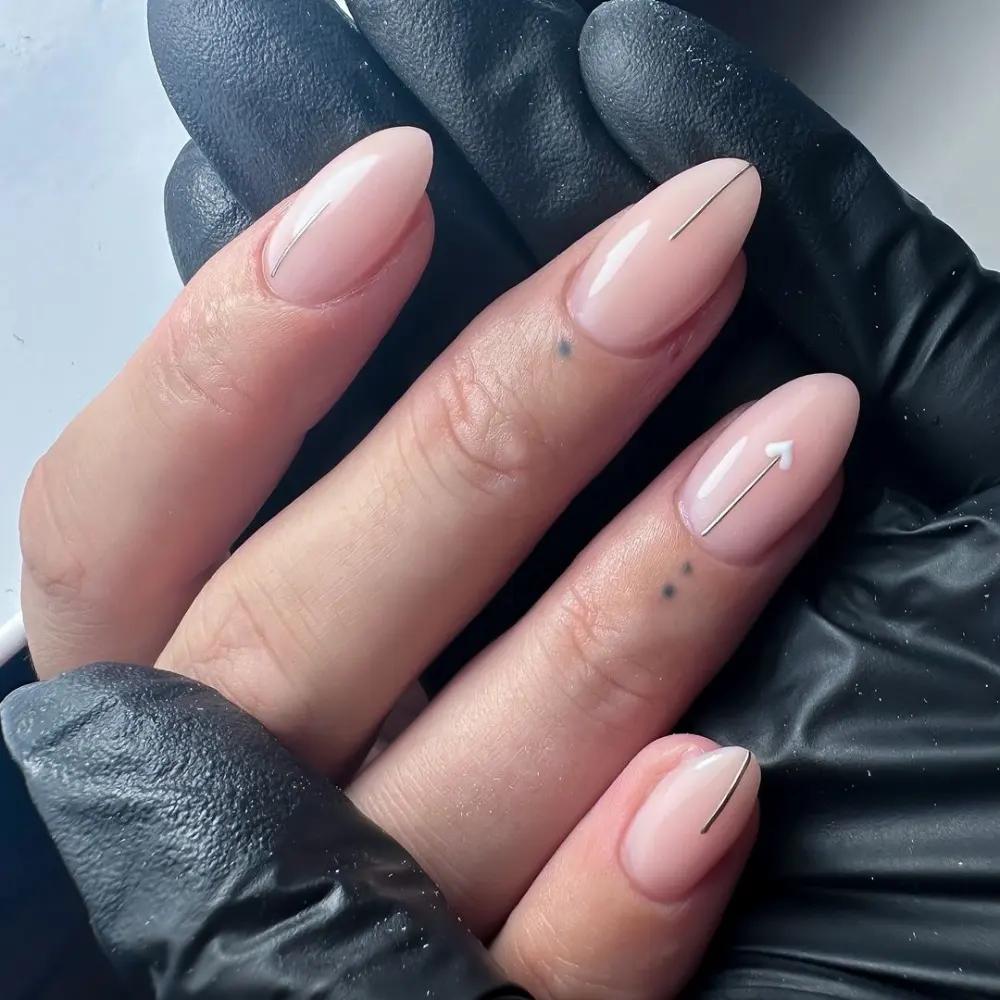 minimalist nails