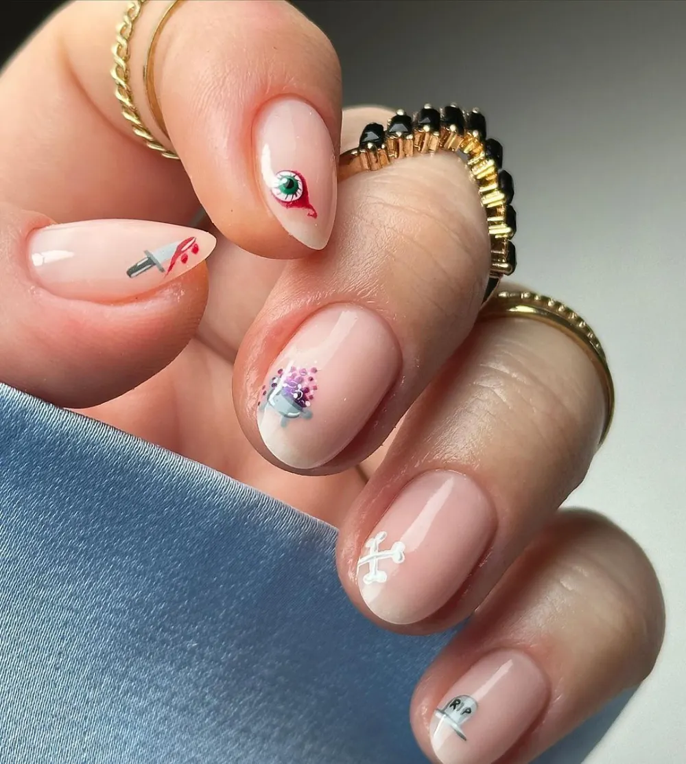 minimalist nails