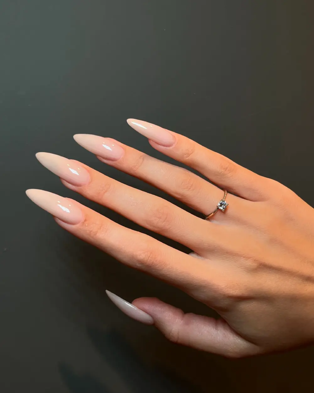 minimalist nails