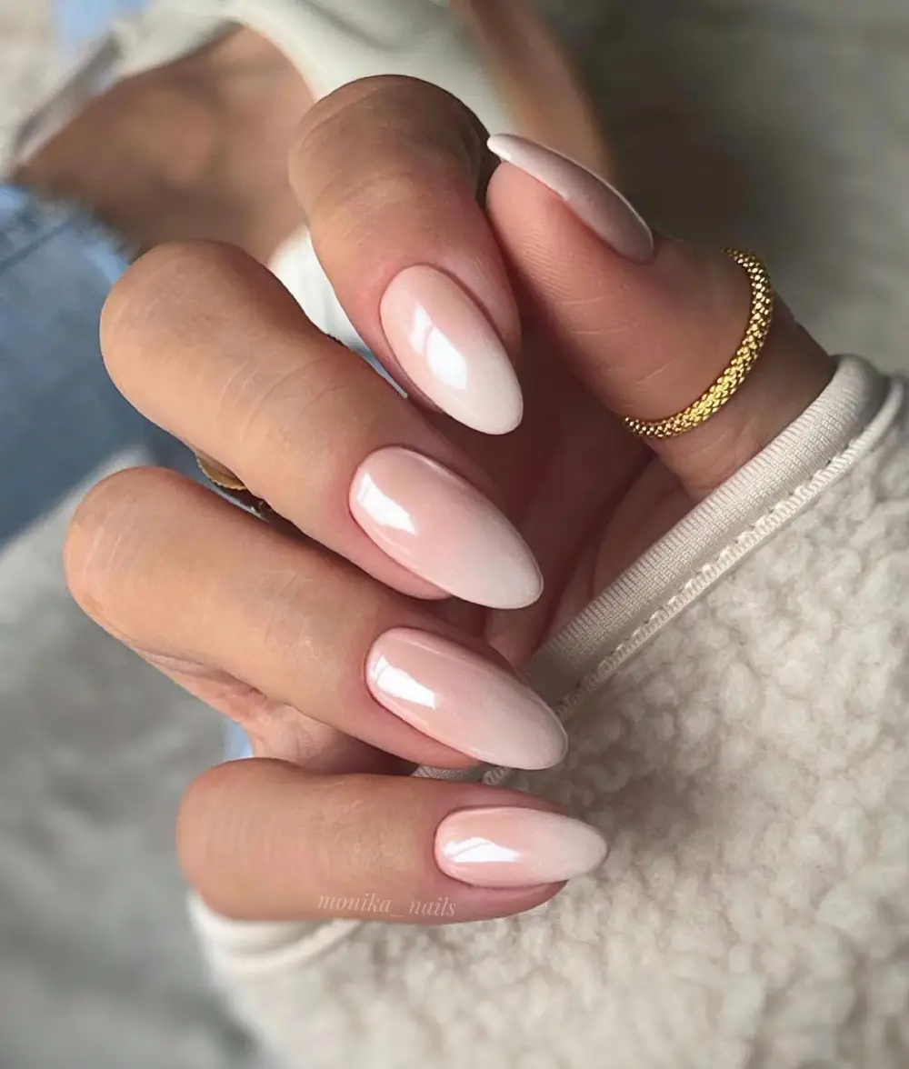 Neutral nails