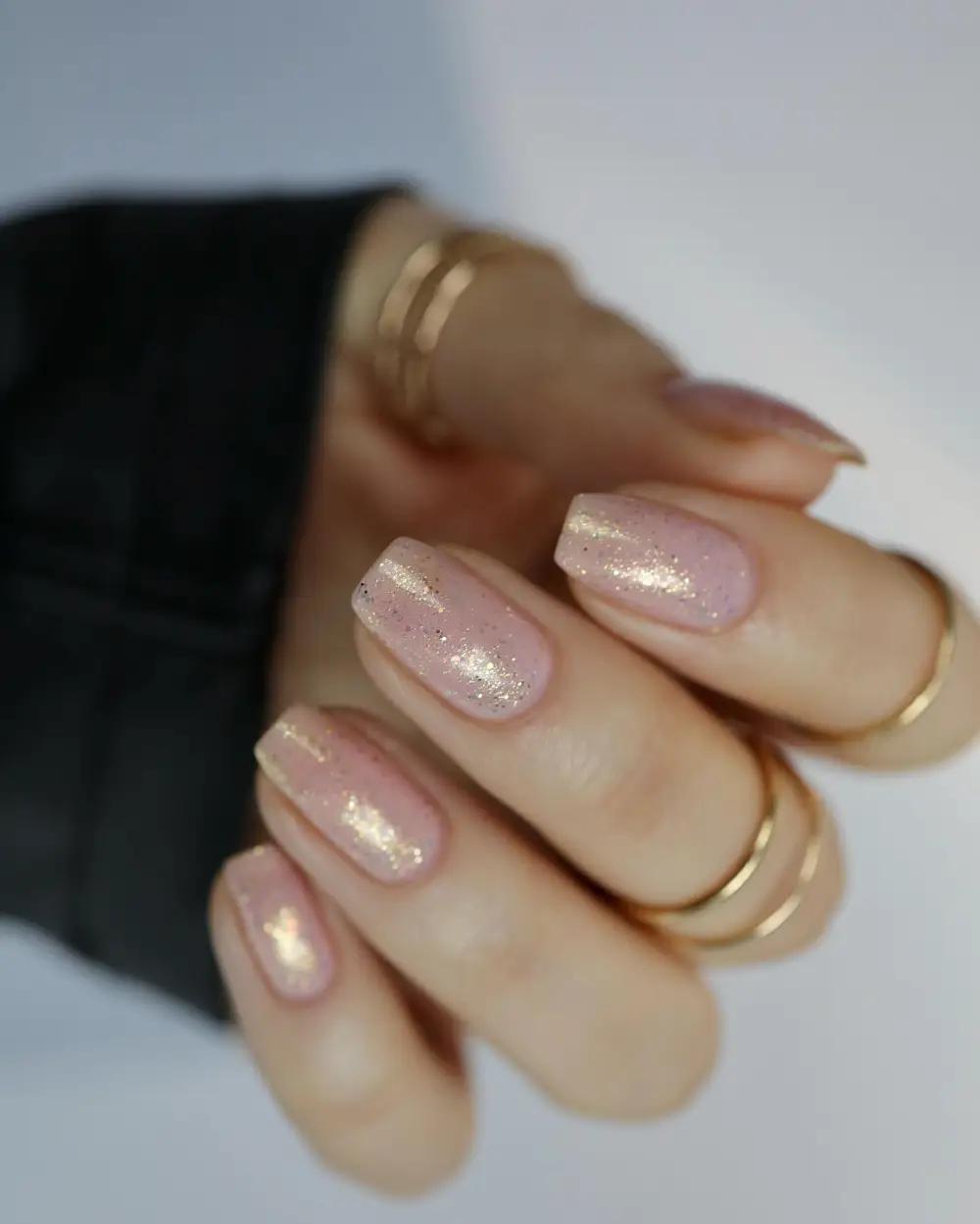 Neutral nails