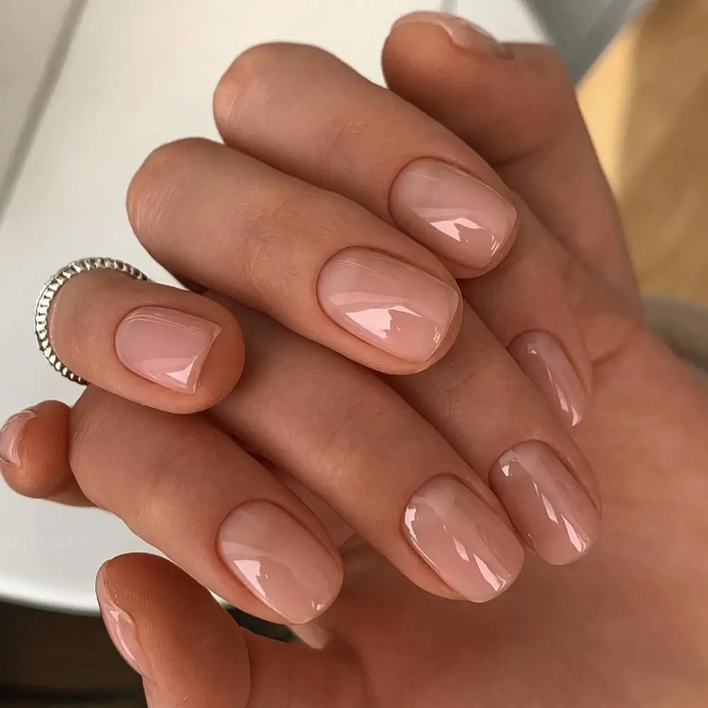 Neutral nails