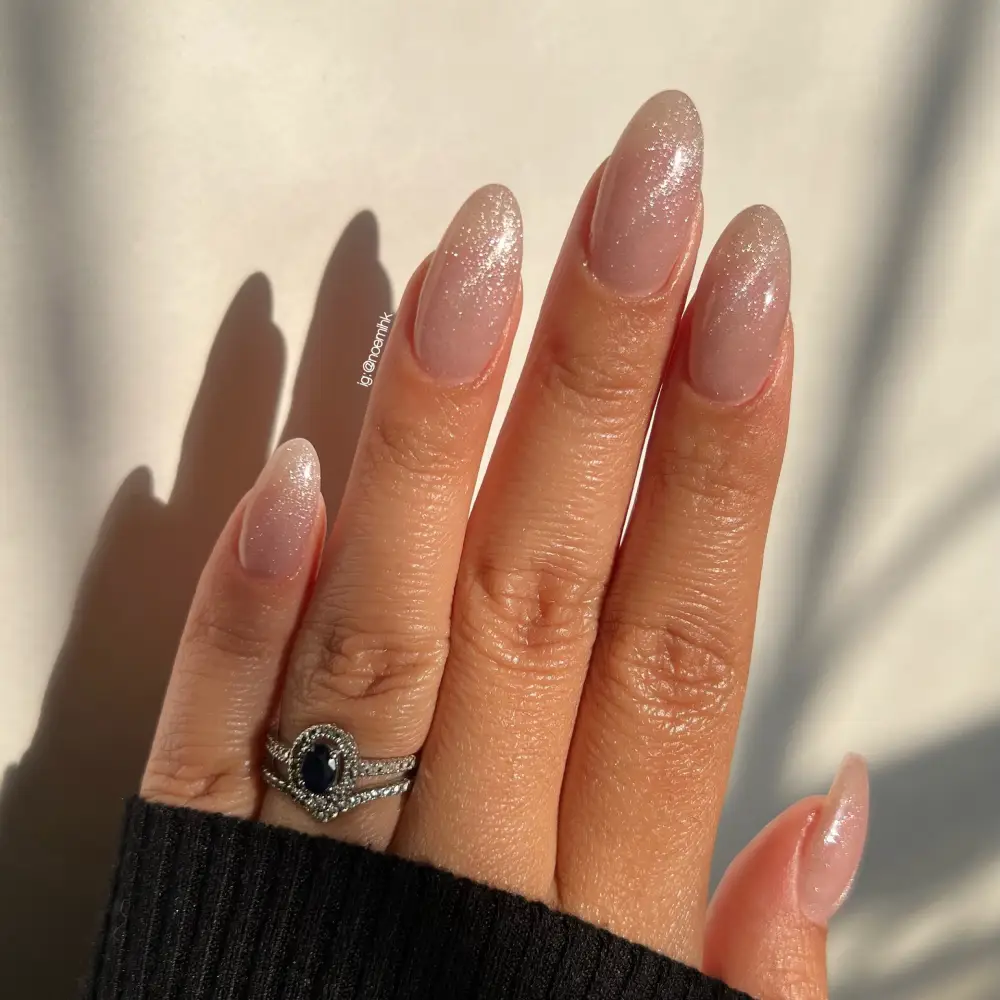 Neutral nails