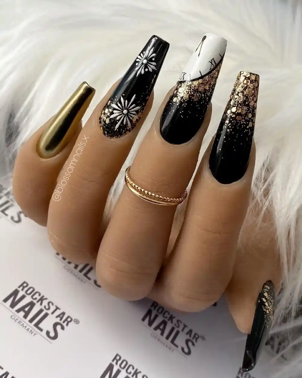 new year nails