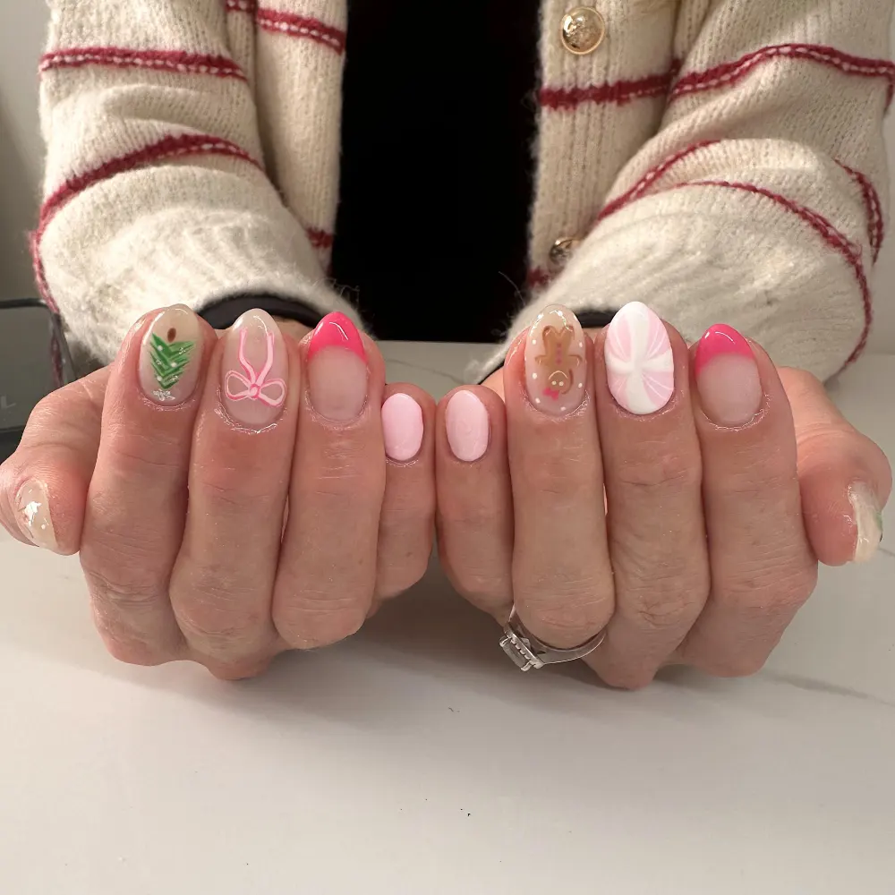 pink christmas nails