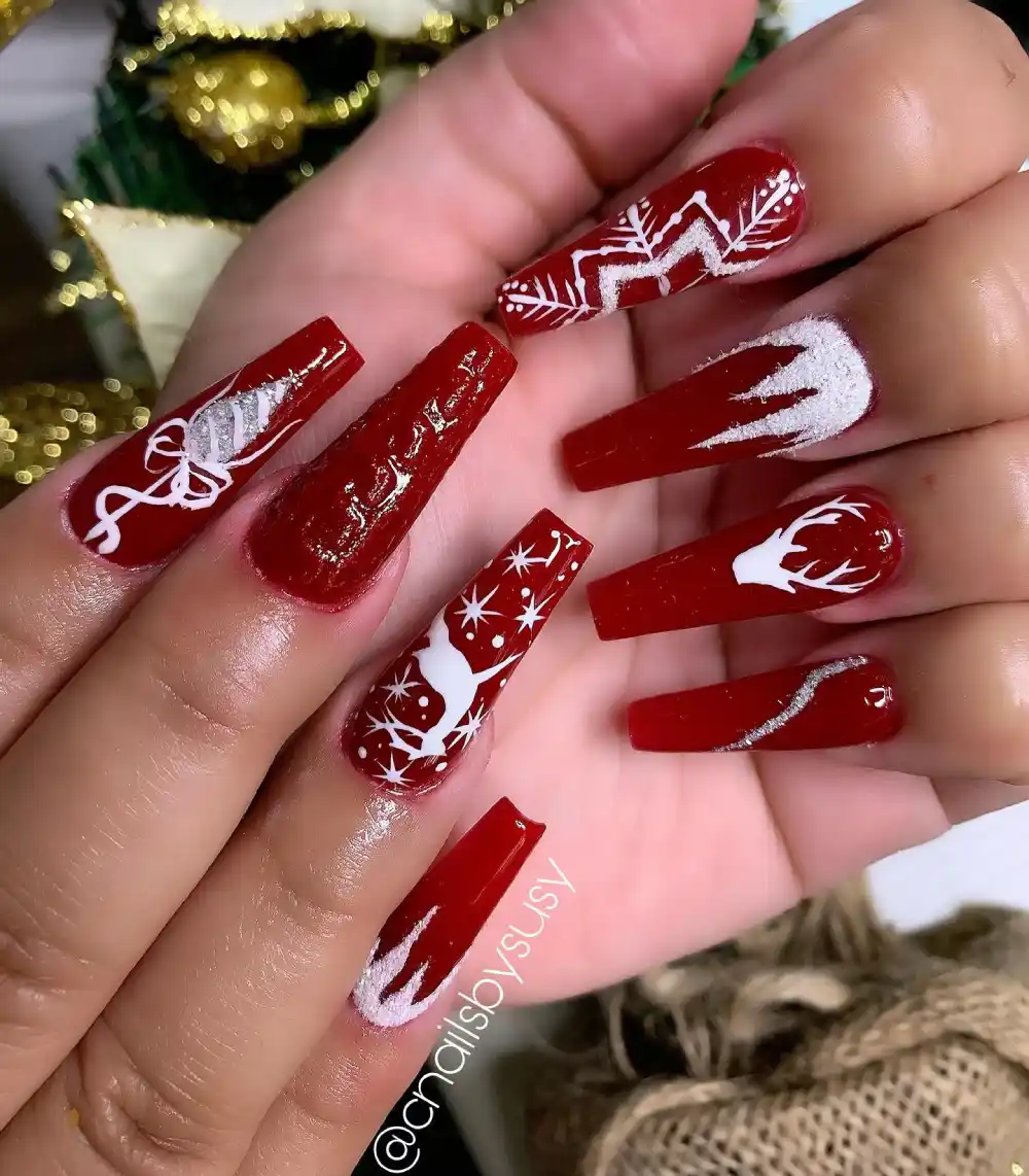 red and white christmas nails