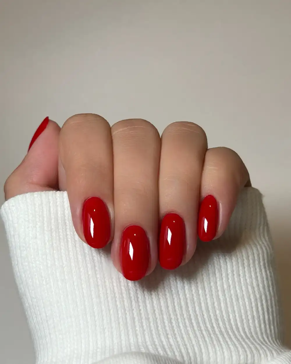 	Red nails	