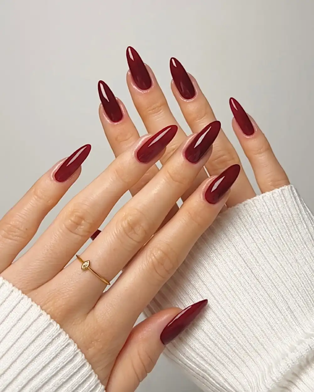 	Red nails	