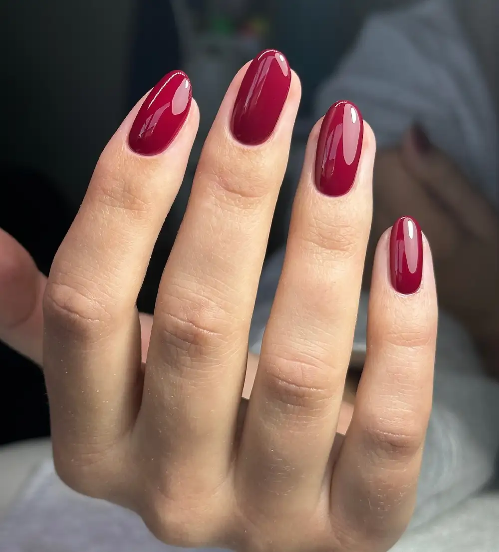 	Red nails	