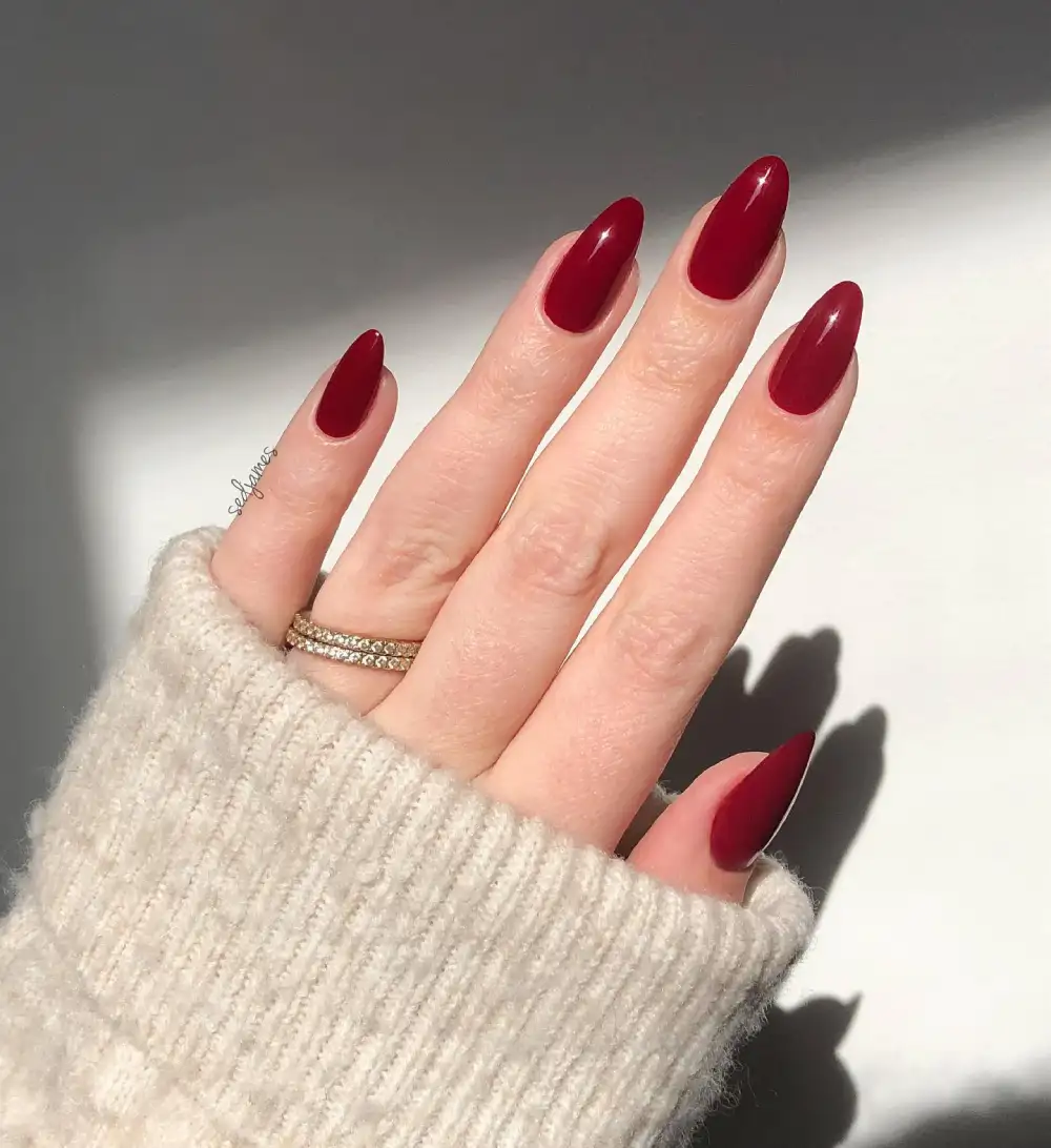 	Red nails	