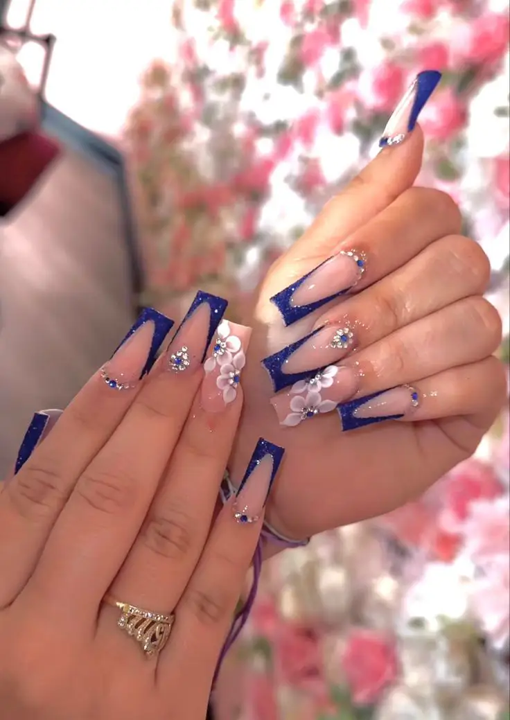 royal blue nails