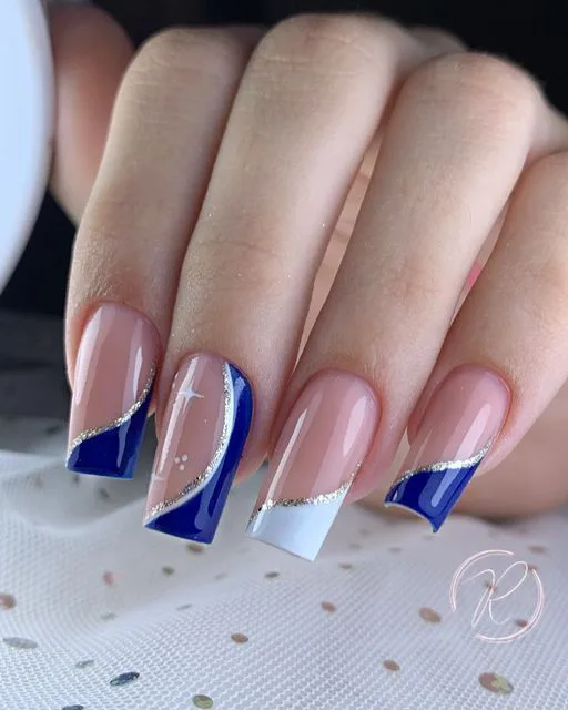 royal blue nails