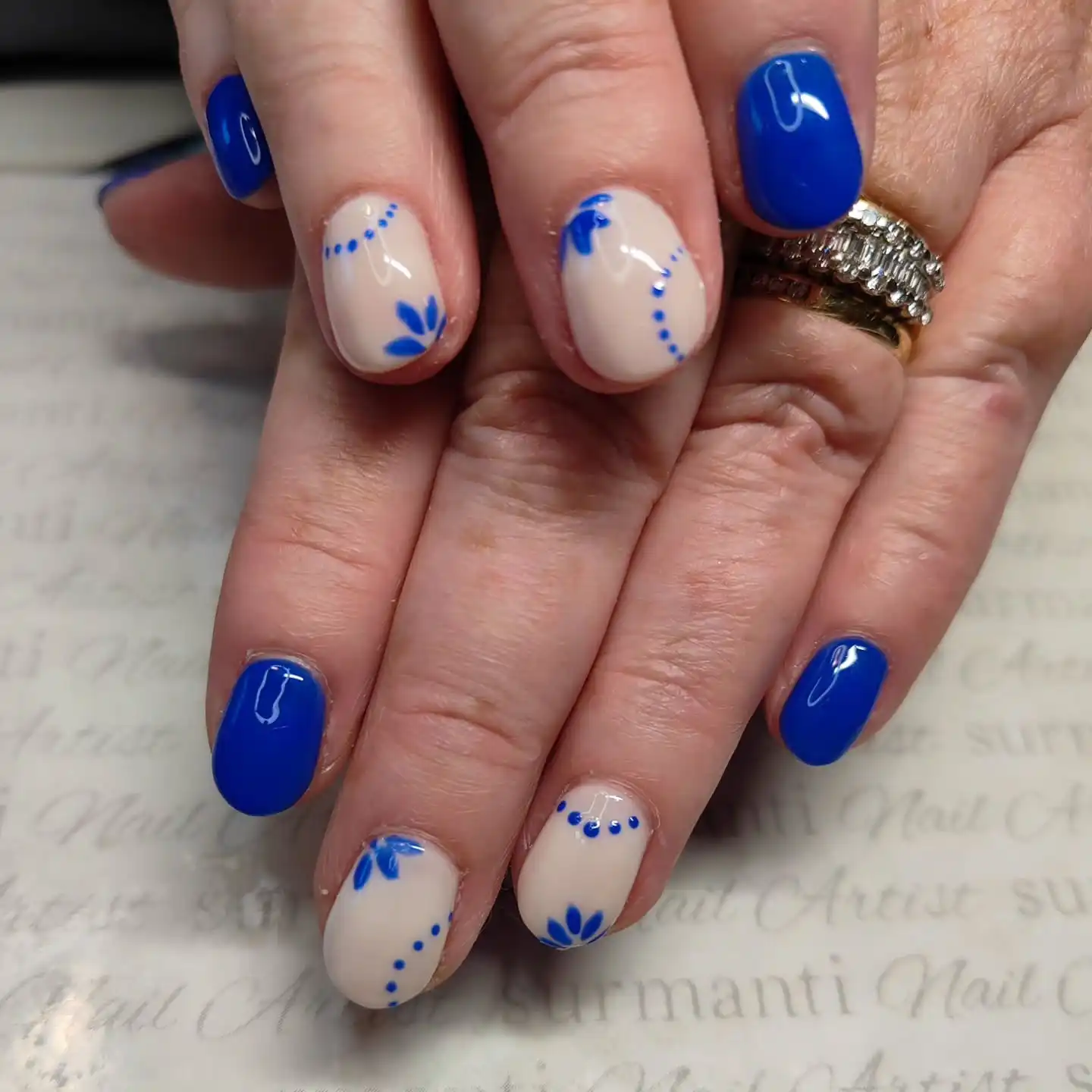 royal blue nails