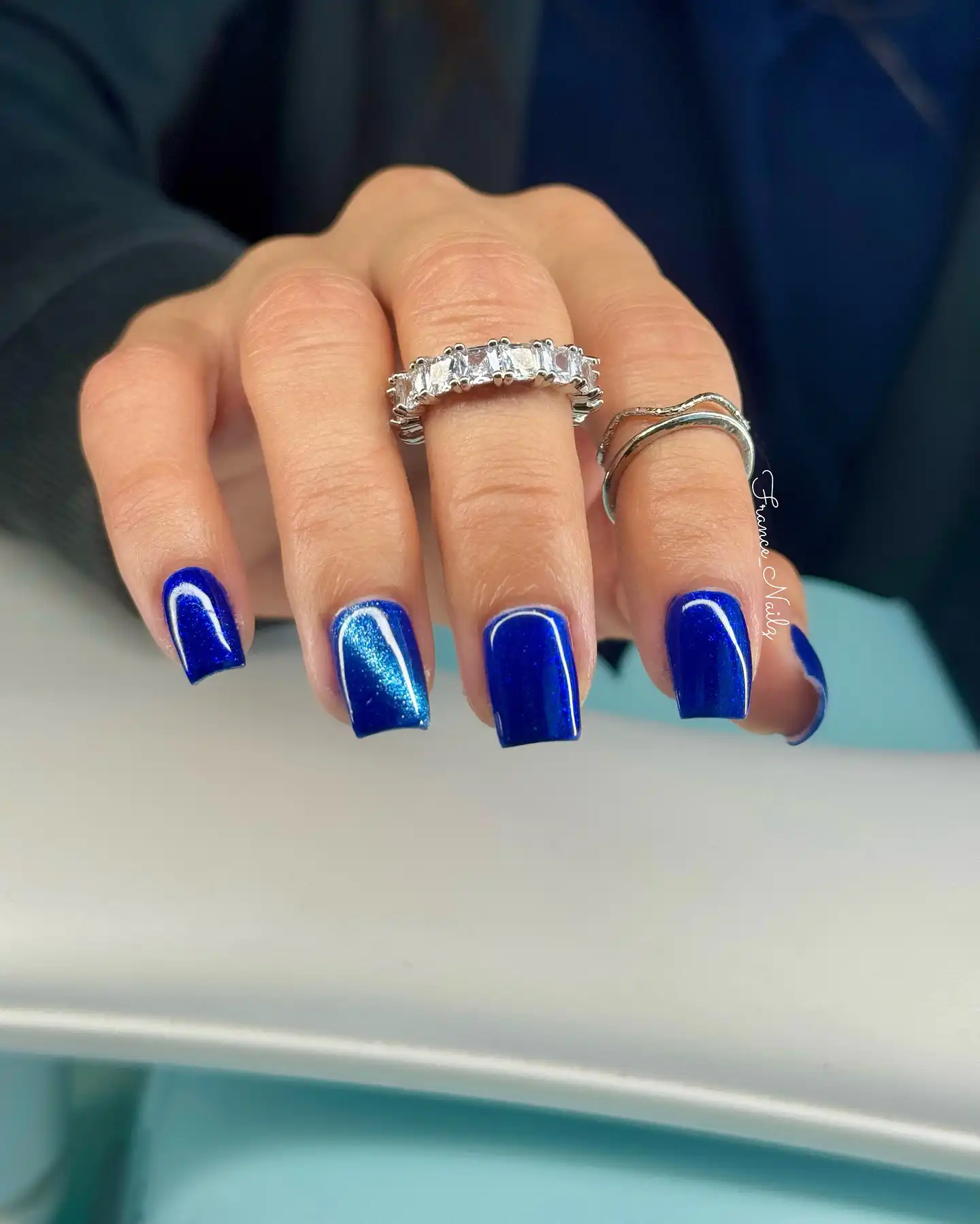 royal blue nails