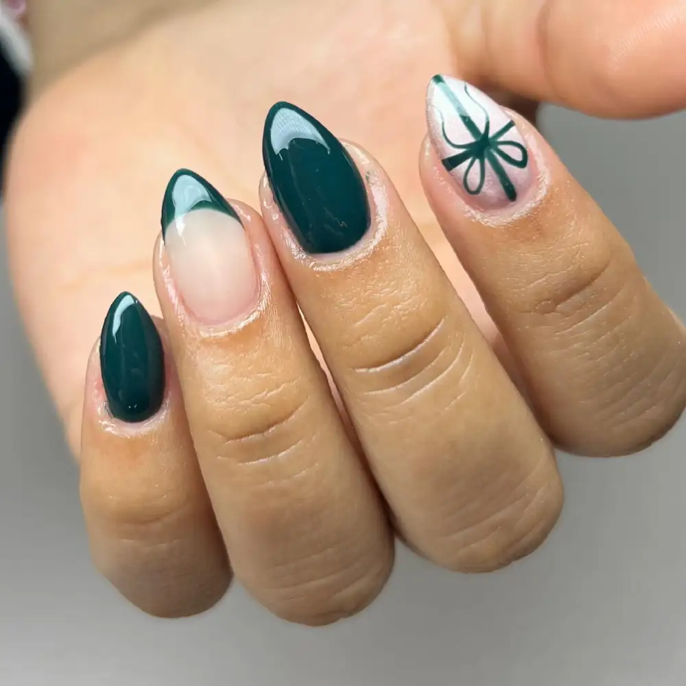 simple christmas nails