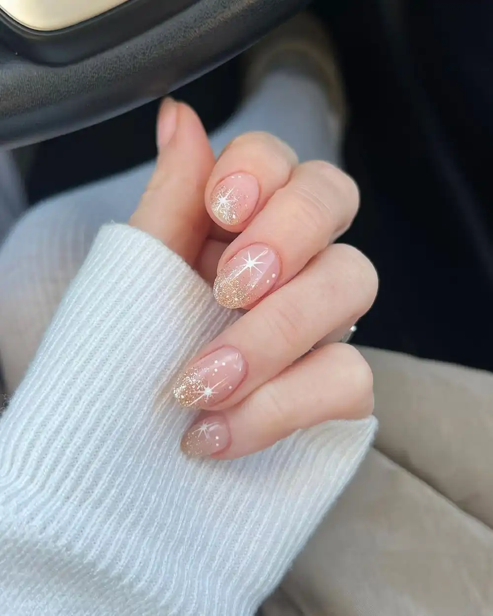 simple christmas nails