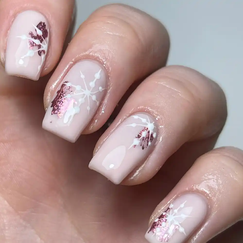 simple christmas nails