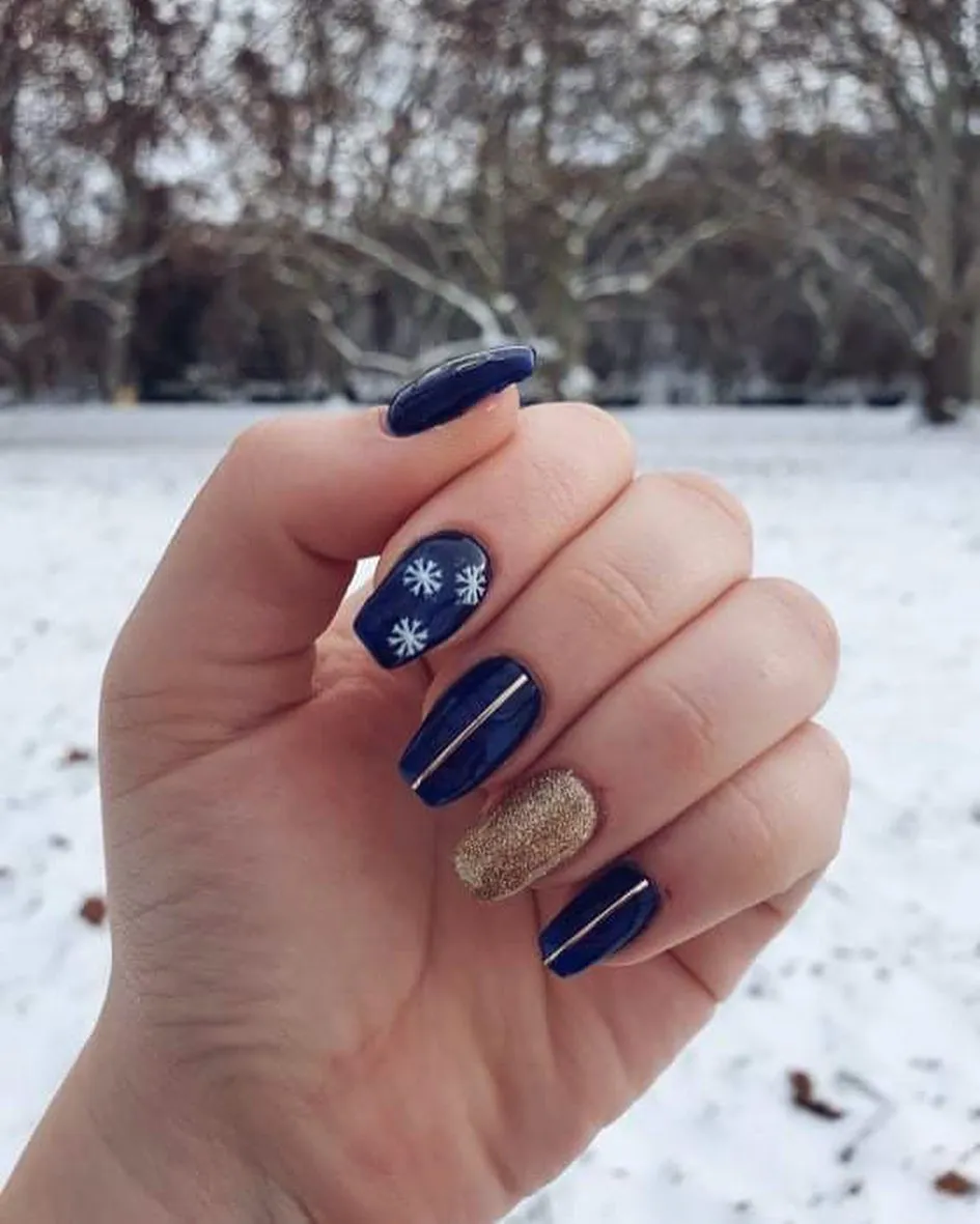 Snow Nails